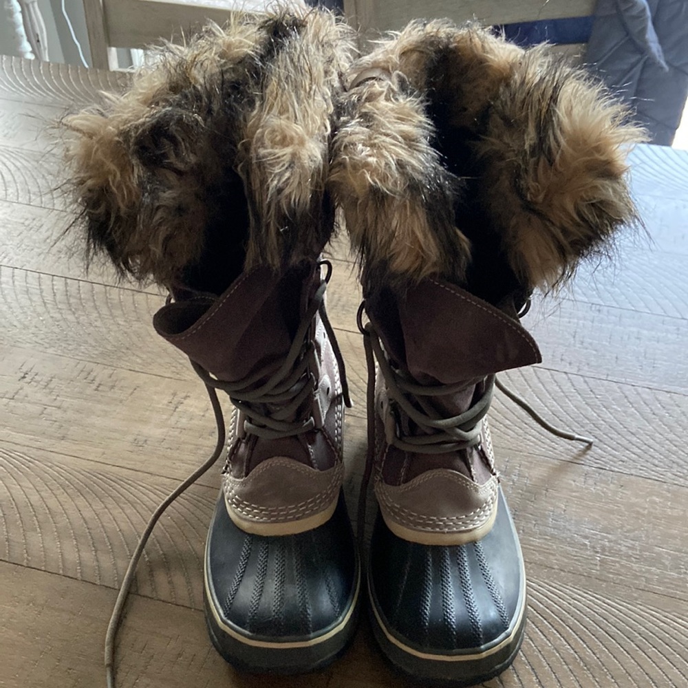 Womens Sorel boots